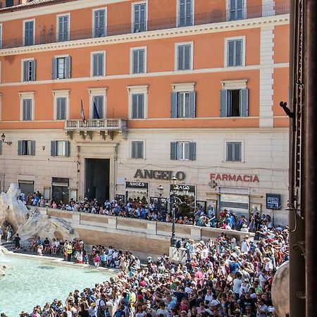 La Finestra Su Fontana Di Trevi - Charming View Apartment Rome Bagian luar foto