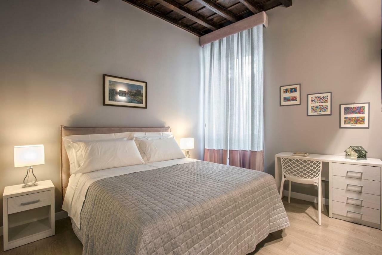 La Finestra Su Fontana Di Trevi - Charming View Apartment Rome Bagian luar foto