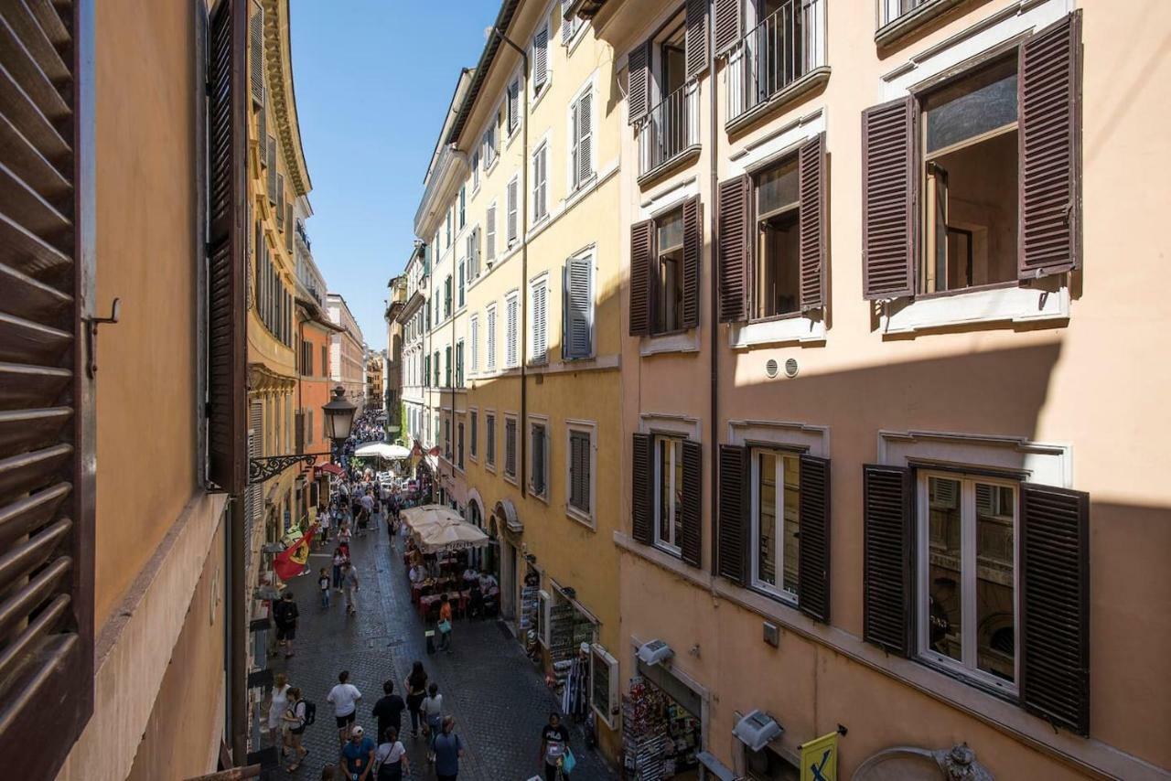La Finestra Su Fontana Di Trevi - Charming View Apartment Rome Bagian luar foto