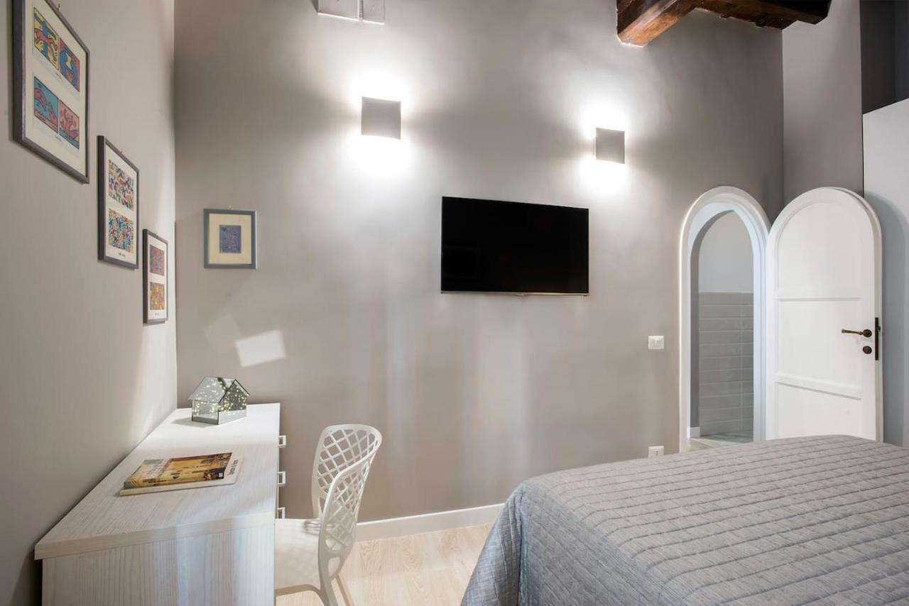 La Finestra Su Fontana Di Trevi - Charming View Apartment Rome Bagian luar foto